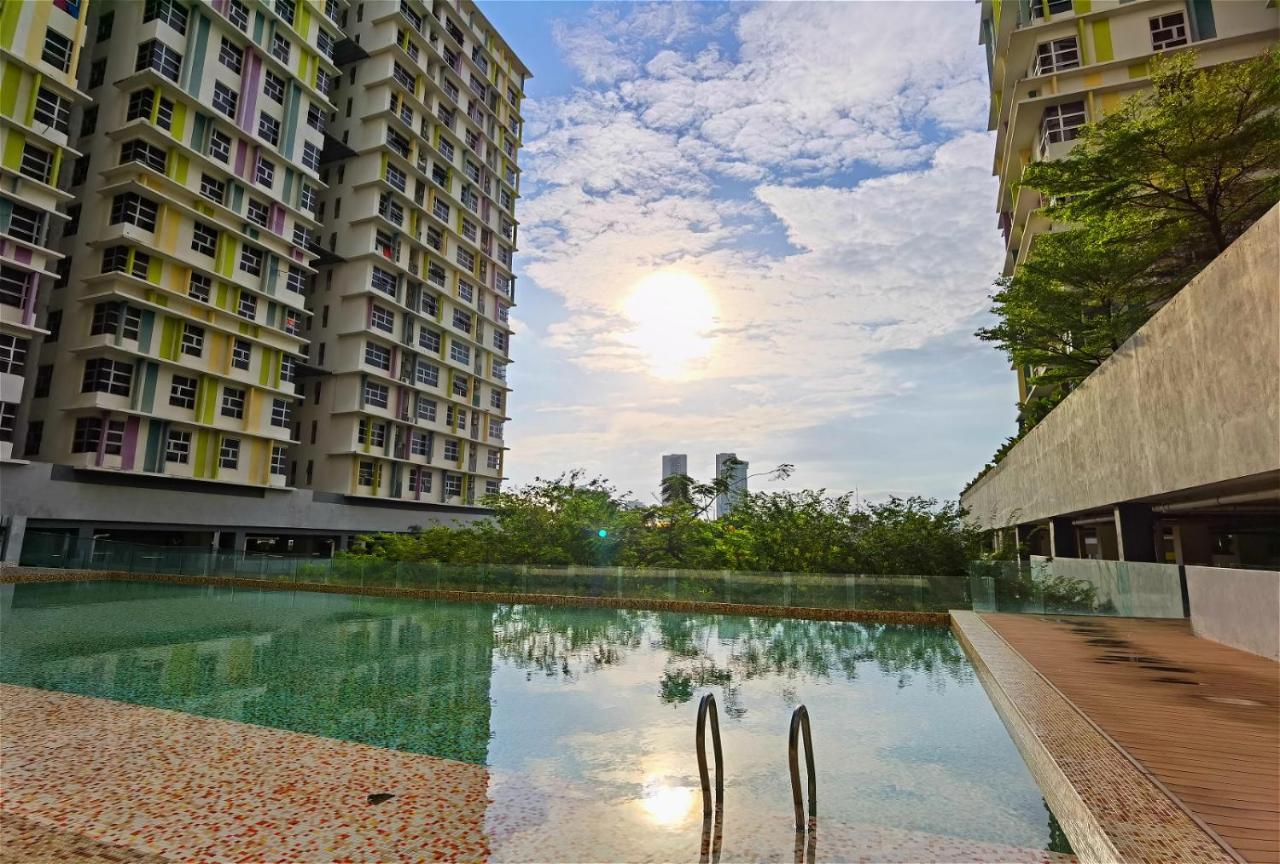 2 Bedroom Apartment - Mycribkl Neocyber 사이버자야 외부 사진